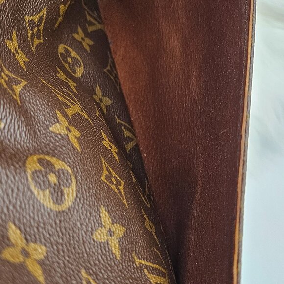LV Monogram Migrator Nile - Picture 9 of 16